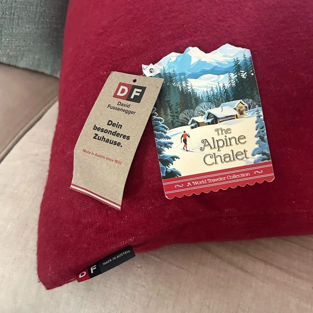 ••NWT David Fussenegger Red 